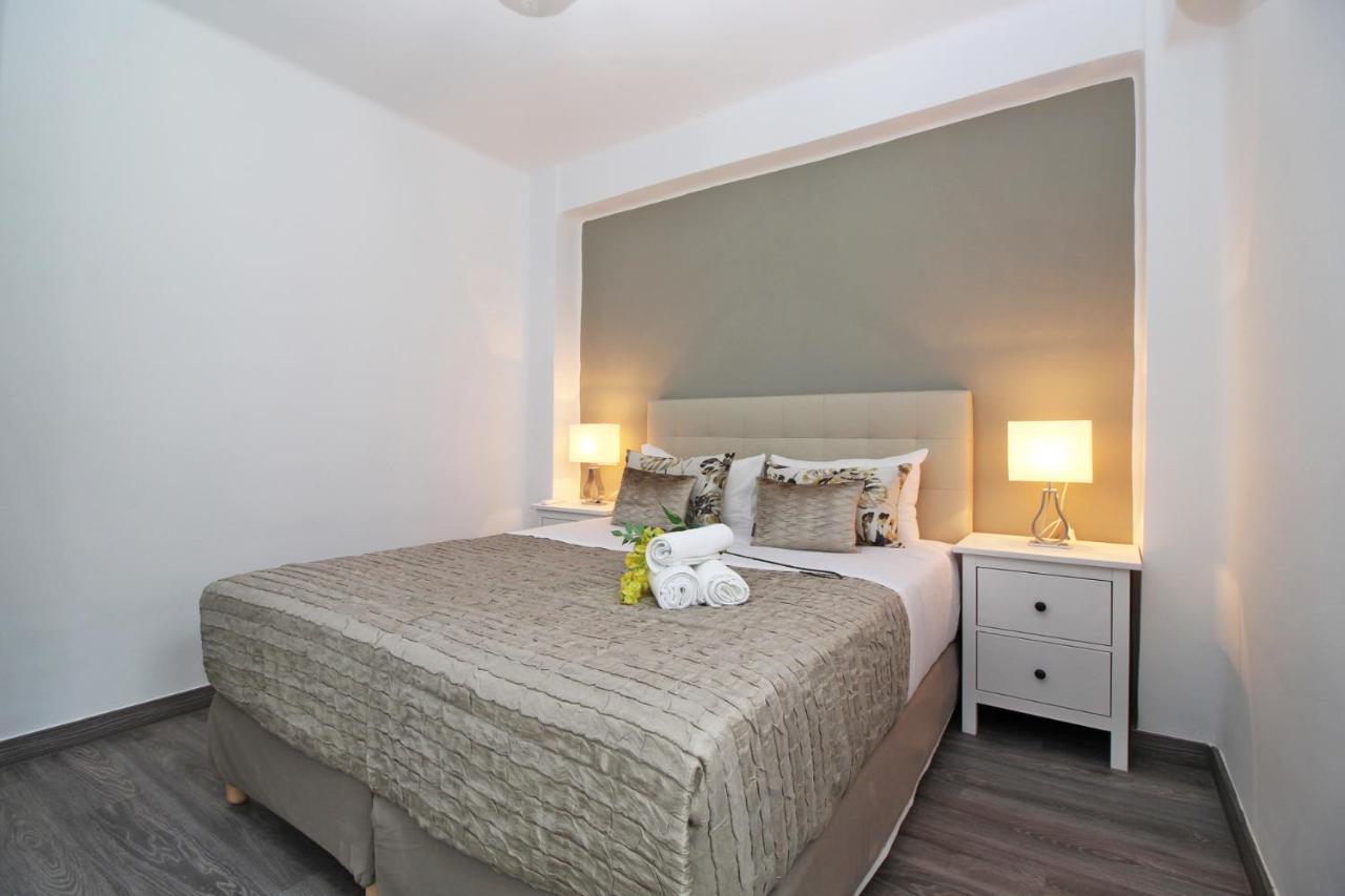 Del Parque Flats - San Millan Apartment Malaga Bagian luar foto